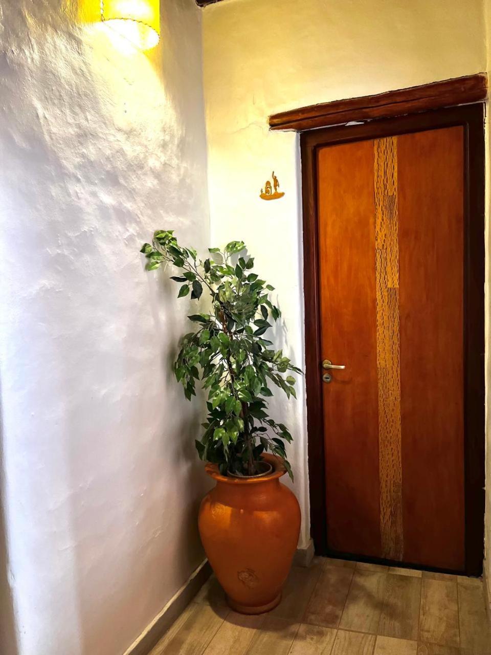 Solar De La Quebrada Hotel Humahuaca Exterior photo